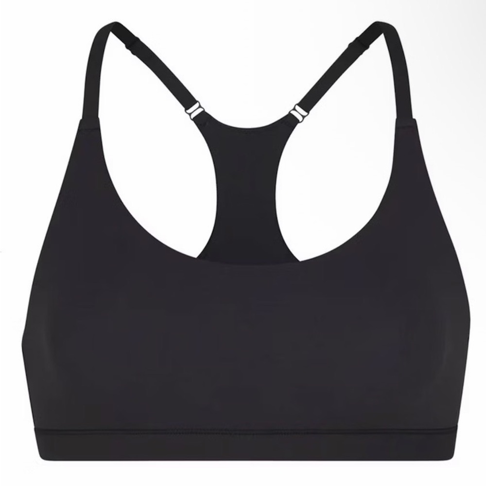SKIMS FITS EVERYBODY
RACERBACK SCOOP BRALETTE ONYX S